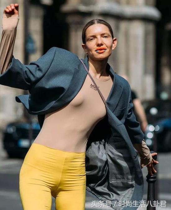 运动服非要整套穿才好看吗,长款运动服怎么搭配