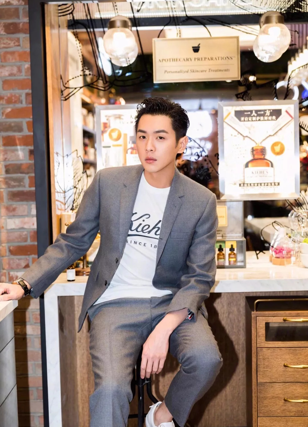 不想住YSLbeautyhotel的女人不是好博主(附:更多撒钱毒招)|八公举