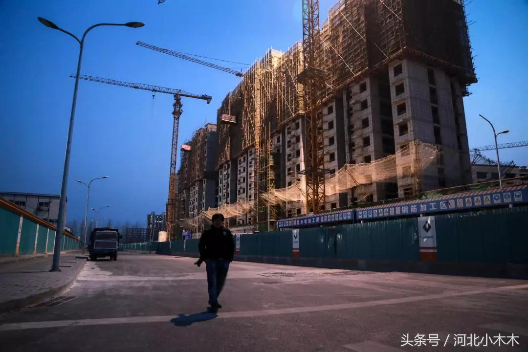 500亿市值中介头子，被指高房租黑手，北漂曾被房东赶出门10次