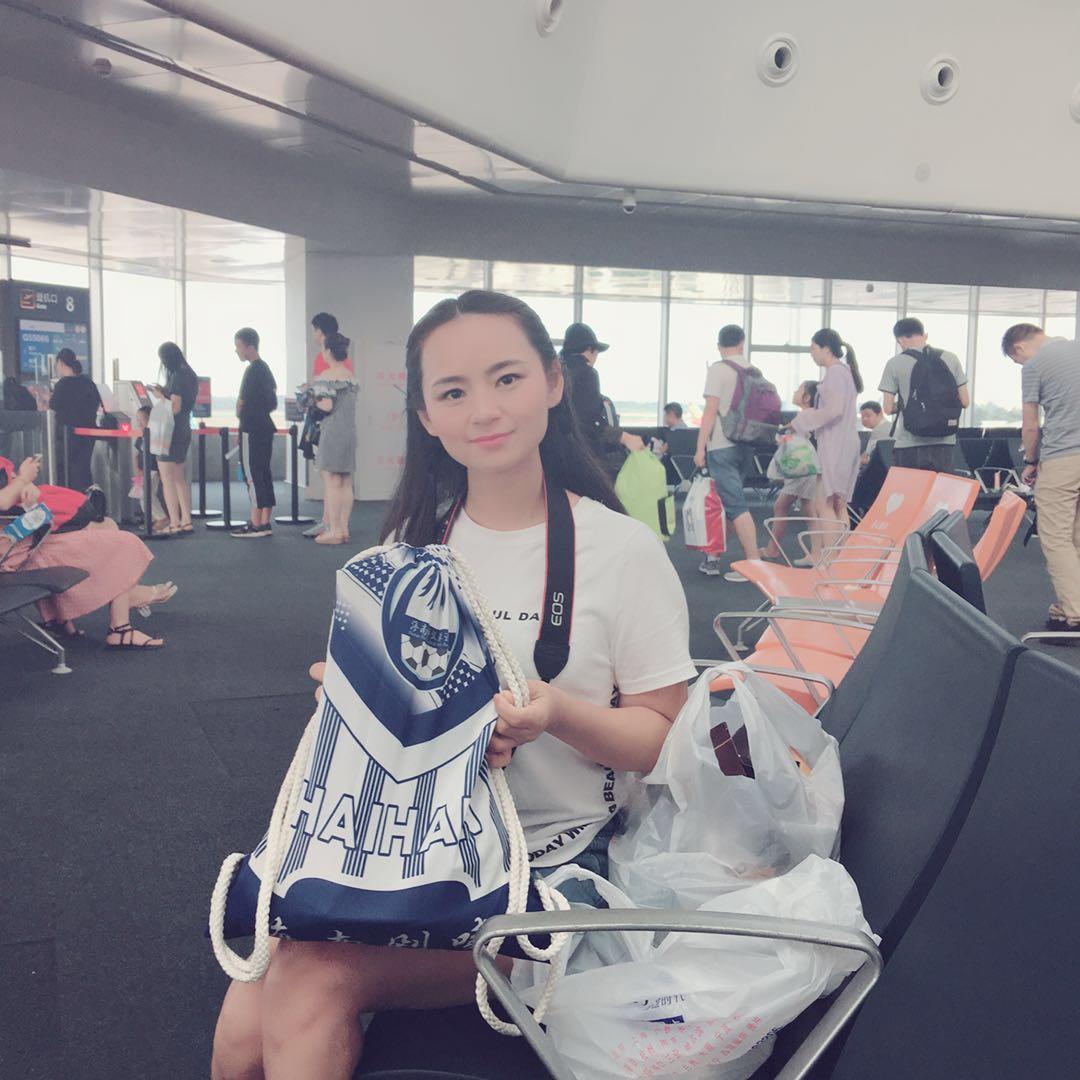 全国网红女球迷，海南美女小姐姐阳阳小希！