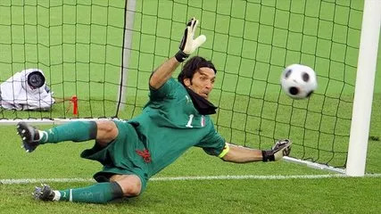 怎么练足球足球才踢得好,业余11人制足球怎么踢