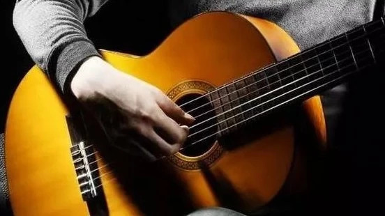 如何学吉他最好的方法,吉他学习的方法有哪些