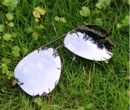 方圆脸怎么选合适自己的墨镜,大脸适合戴什么样的墨镜测评