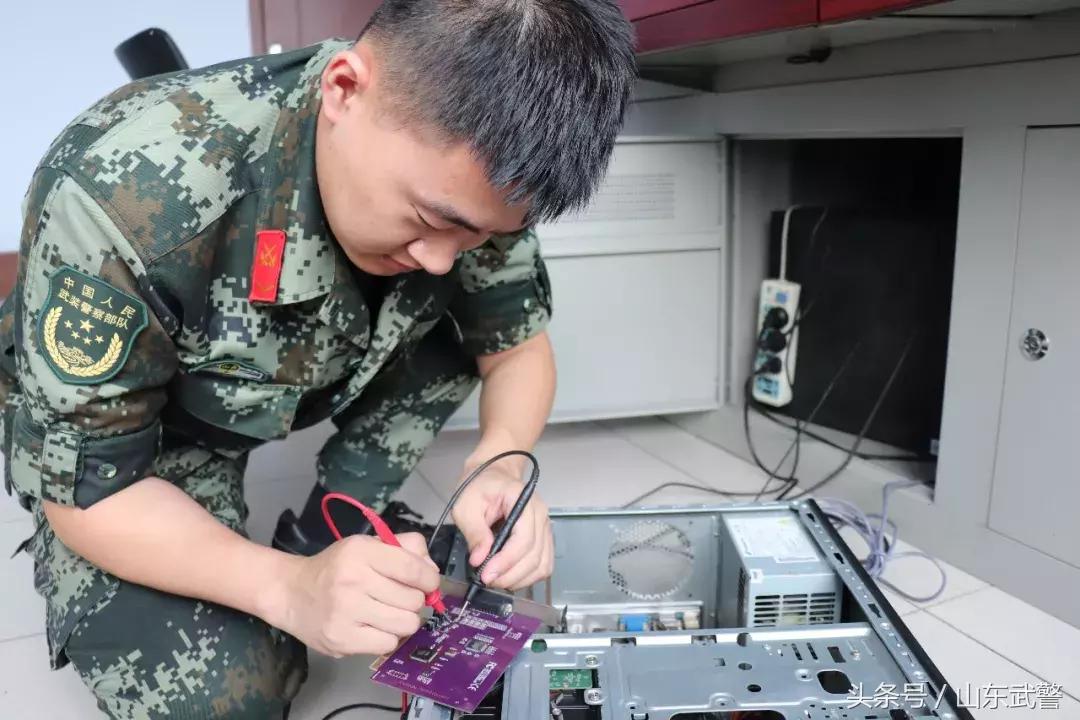 军营之星致敬英雄,退伍季老兵泪别迷彩青春