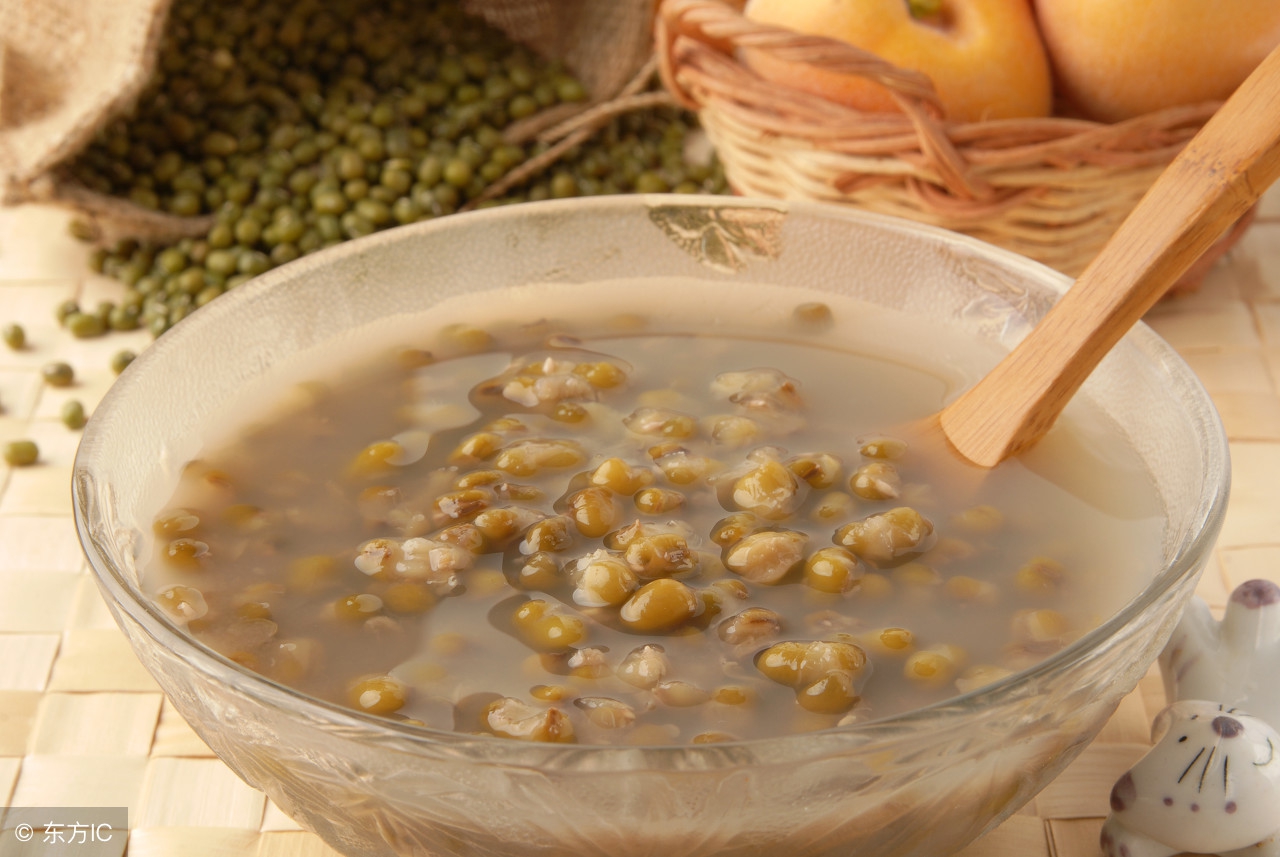 脸上有痘印真的会降低颜值吗,脸上有痘印自卑怎么办