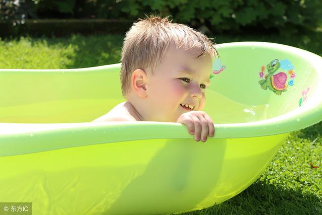 给宝宝补钙吃什么维d,给宝宝补钙吃什么维生素好