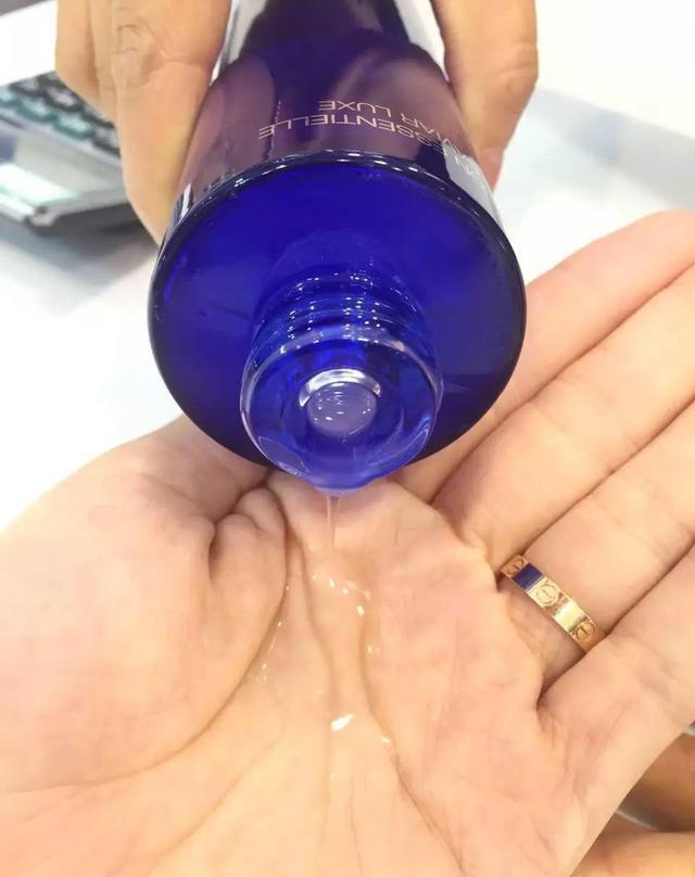 吃土女孩的好物推荐,平价大碗好用的爽肤水推荐