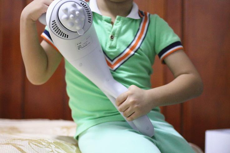 锤打式橡胶按摩棒,肩颈锤击按摩棒