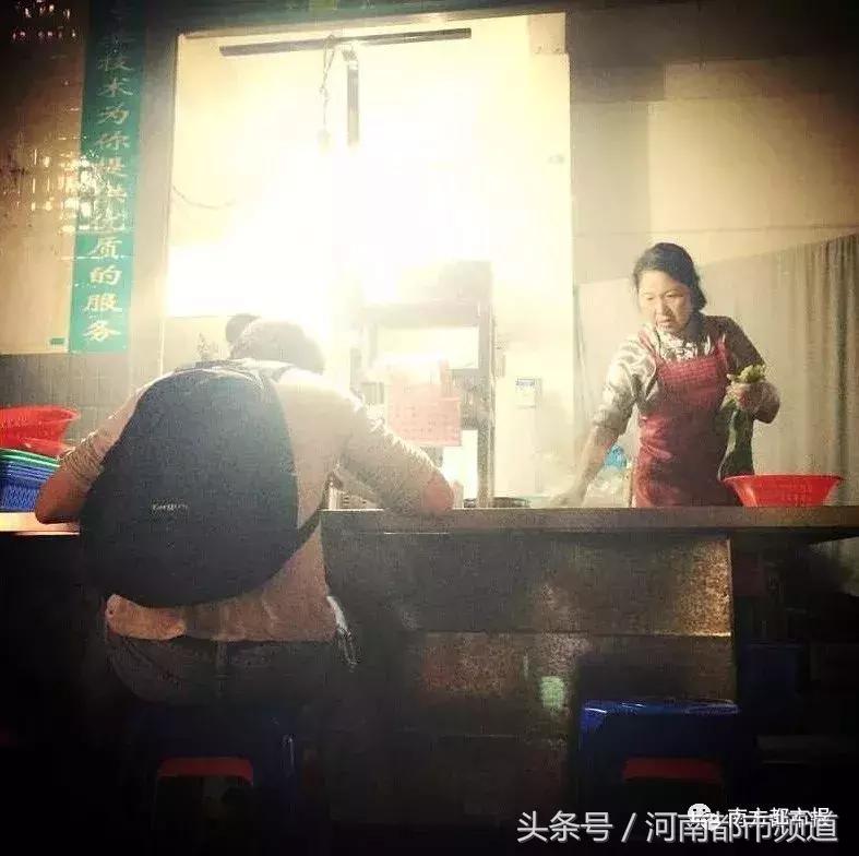 越来越多年轻人没有银行存款,近七成年轻人没有存款