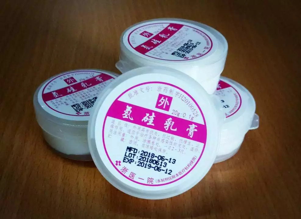 小孩湿疹抹了激素药膏皮肤白一块,宝宝湿疹用有激素的药膏会怎么样