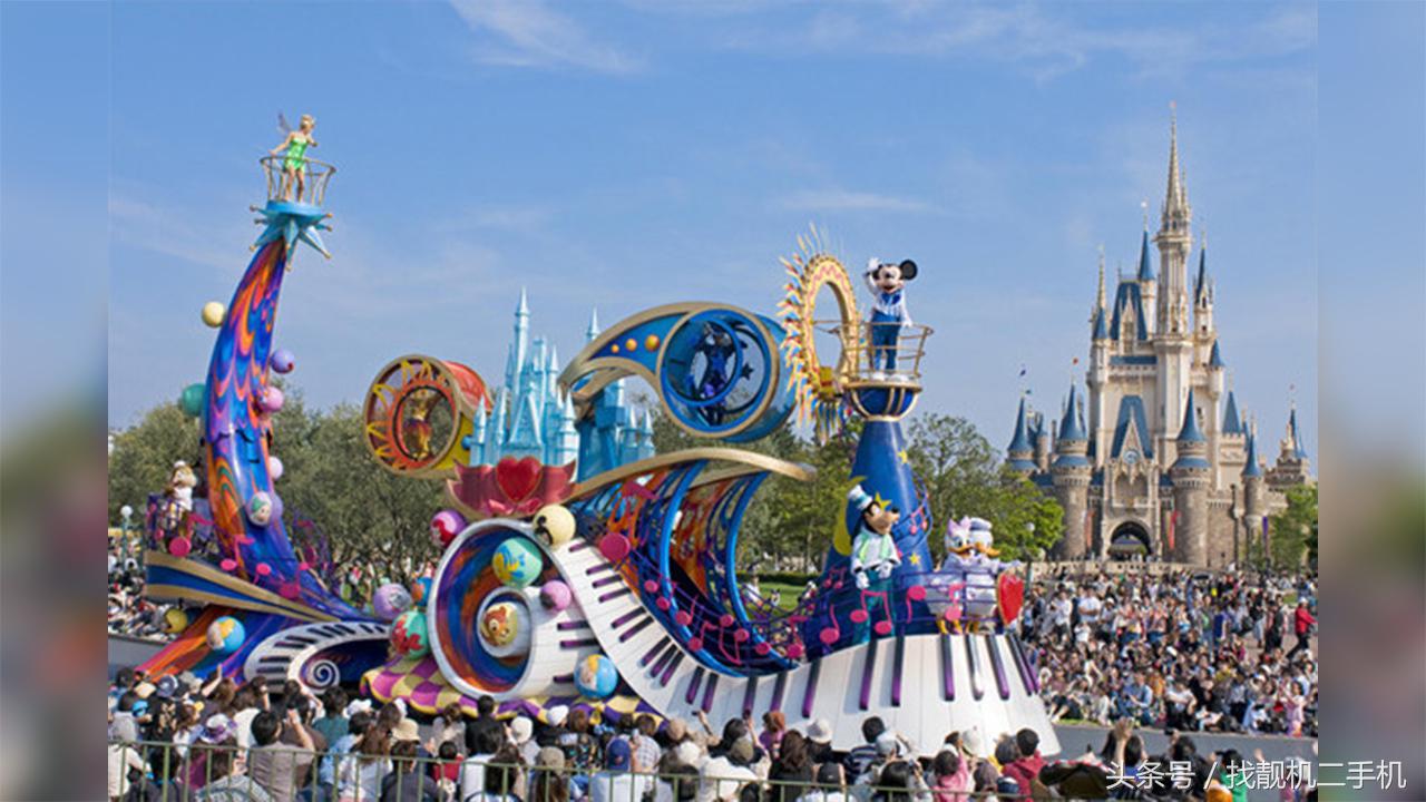 香港迪士尼和上海迪士尼，到底哪一个更好玩？