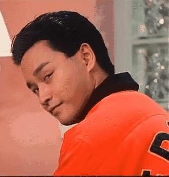 正宗*袜丝**奶茶，免税的包包，维港的夜景……下月起和你只有8个小时动车的距离！