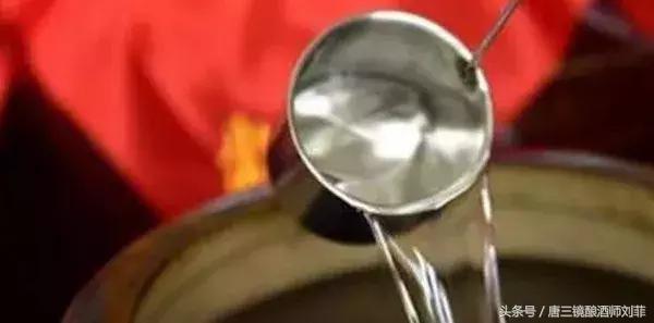 酱香酒变酸了怎么处理,酱香白酒很快变酸味