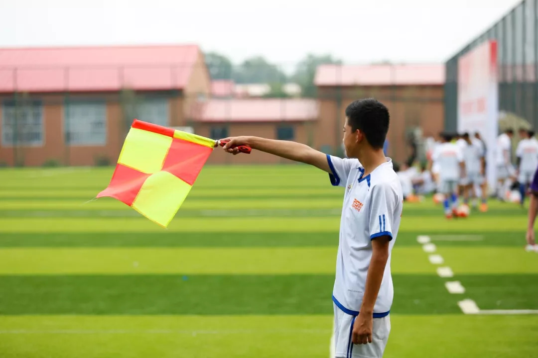 北京足球夏令营友谊赛报名,2021北京青少年校园足球夏令营