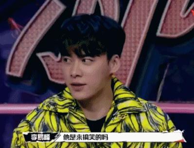 为什么李易峰话题度那么高,李易峰和粉丝相爱相杀的瞬间