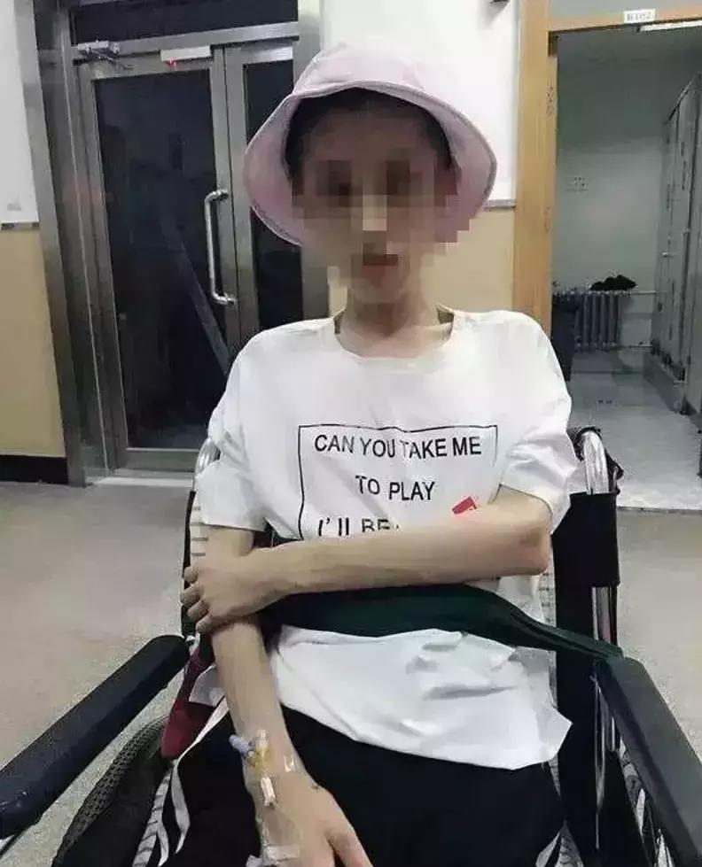 心痛！21岁女孩“自杀式减肥”，照片不忍直视……