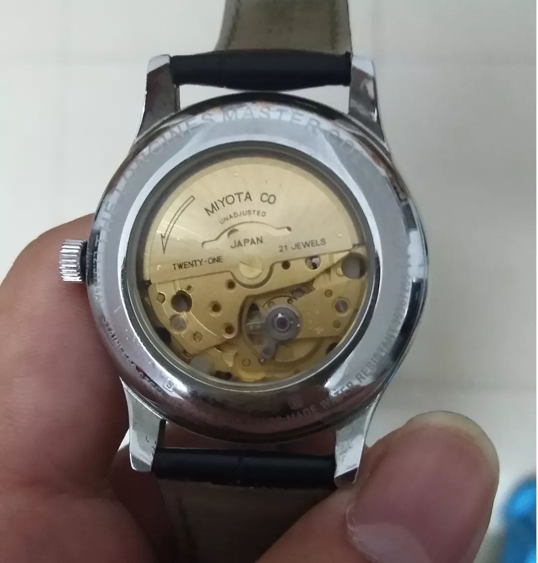 浪琴假表跟真表差距大吗,香港假表浪琴表