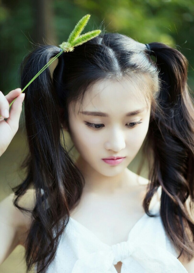 90后多才多艺的女星，迪丽热巴关晓彤上榜，还有这七位！