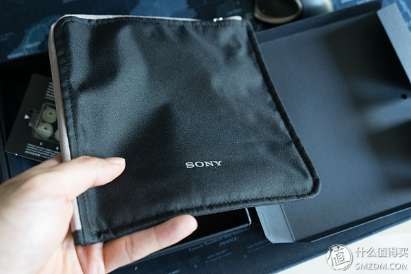 boseqc35二代对比索尼1000xm4,boseqc30和索尼wi1000xm2降噪对比