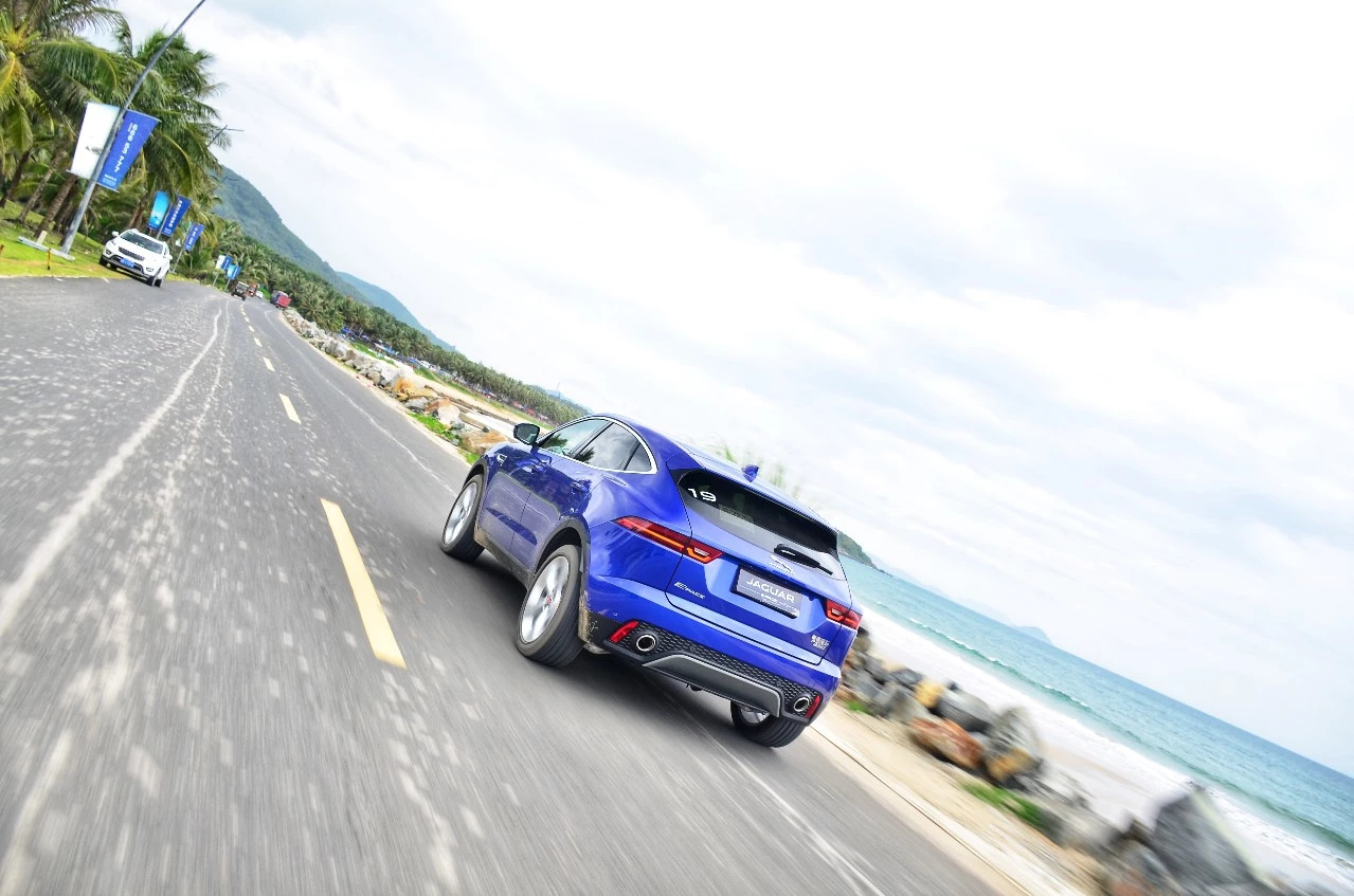 试驾捷豹suv全新2021款捷豹e-pace,捷豹e-pace2024曜黑运动版试驾