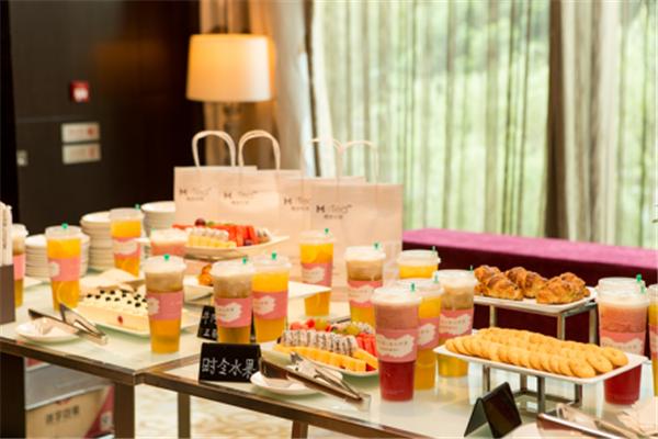 「麦地初茶」品牌发布会暨影视明星甘婷婷代言签约仪式！