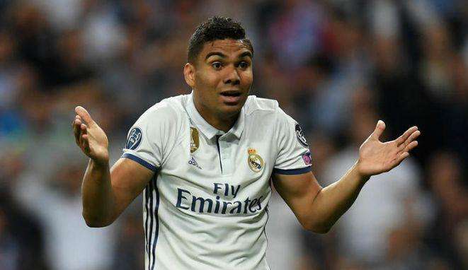 世界足坛十大中场大师排名,现役十大最强中卫魔笛