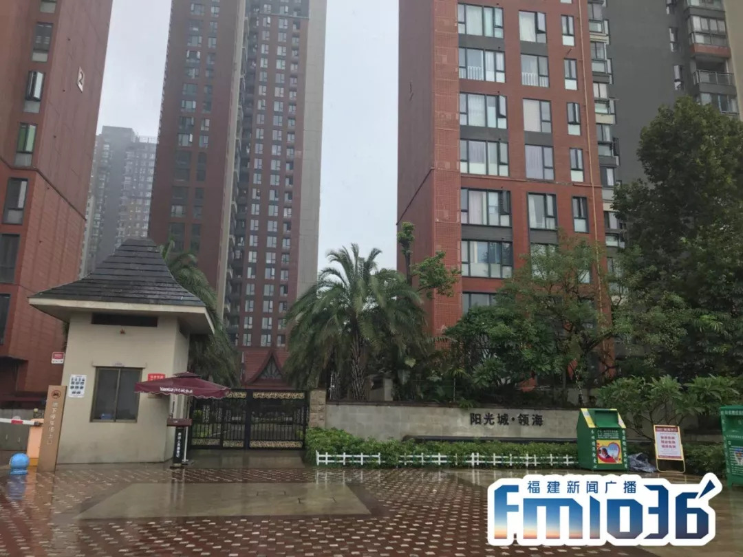 交房五年地板砖鼓起物业有责任吗,交房五年室内瓷砖脱落