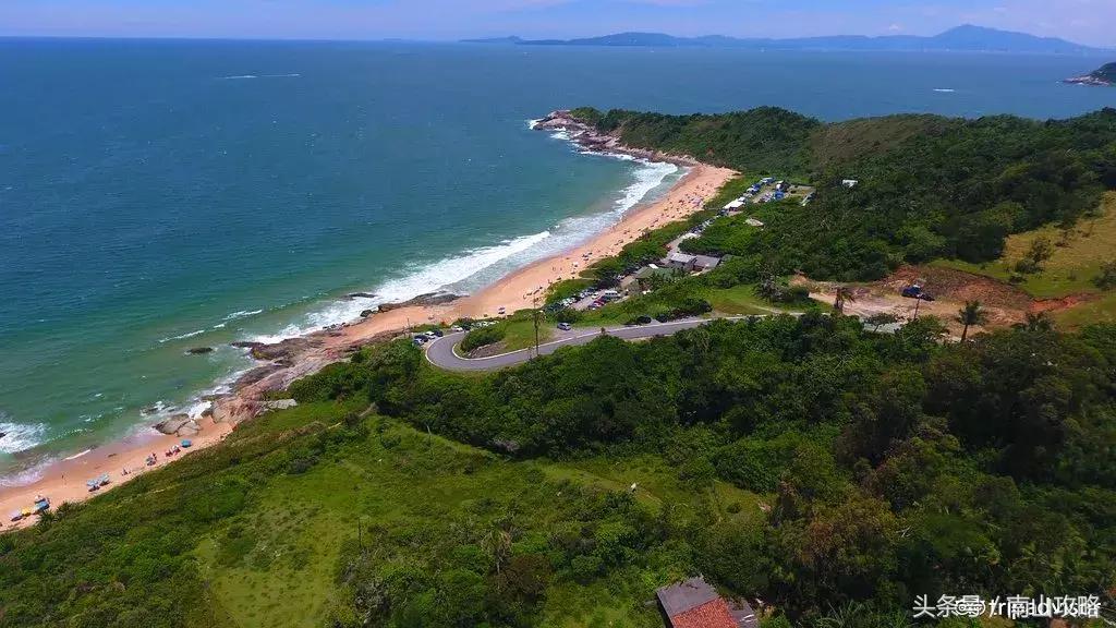 去这些地方“不穿衣服”才是正经事儿！全球最让人激动亢奋10海滩