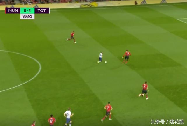 曼联四场不胜难掩颓势,曼联连败