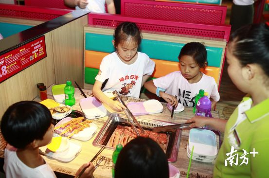 好暖!关爱“小候鸟”折射东莞城市温度!