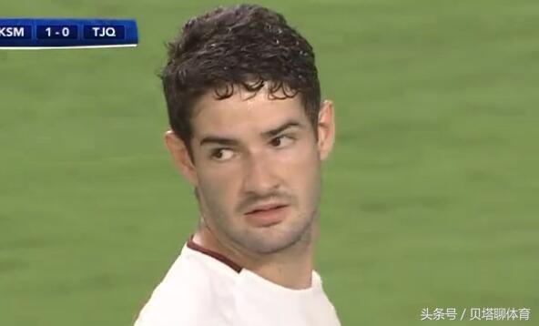 热议权健0-2鹿岛：日本球员喝完水拧上盖子，中超球员直接扔掉