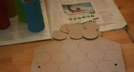 小汽车手工制作简单又好看,手工制作大全创意小汽车一年级