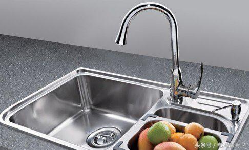 不锈钢水槽怎样清洗才不会生锈,厨房不锈钢水槽变色