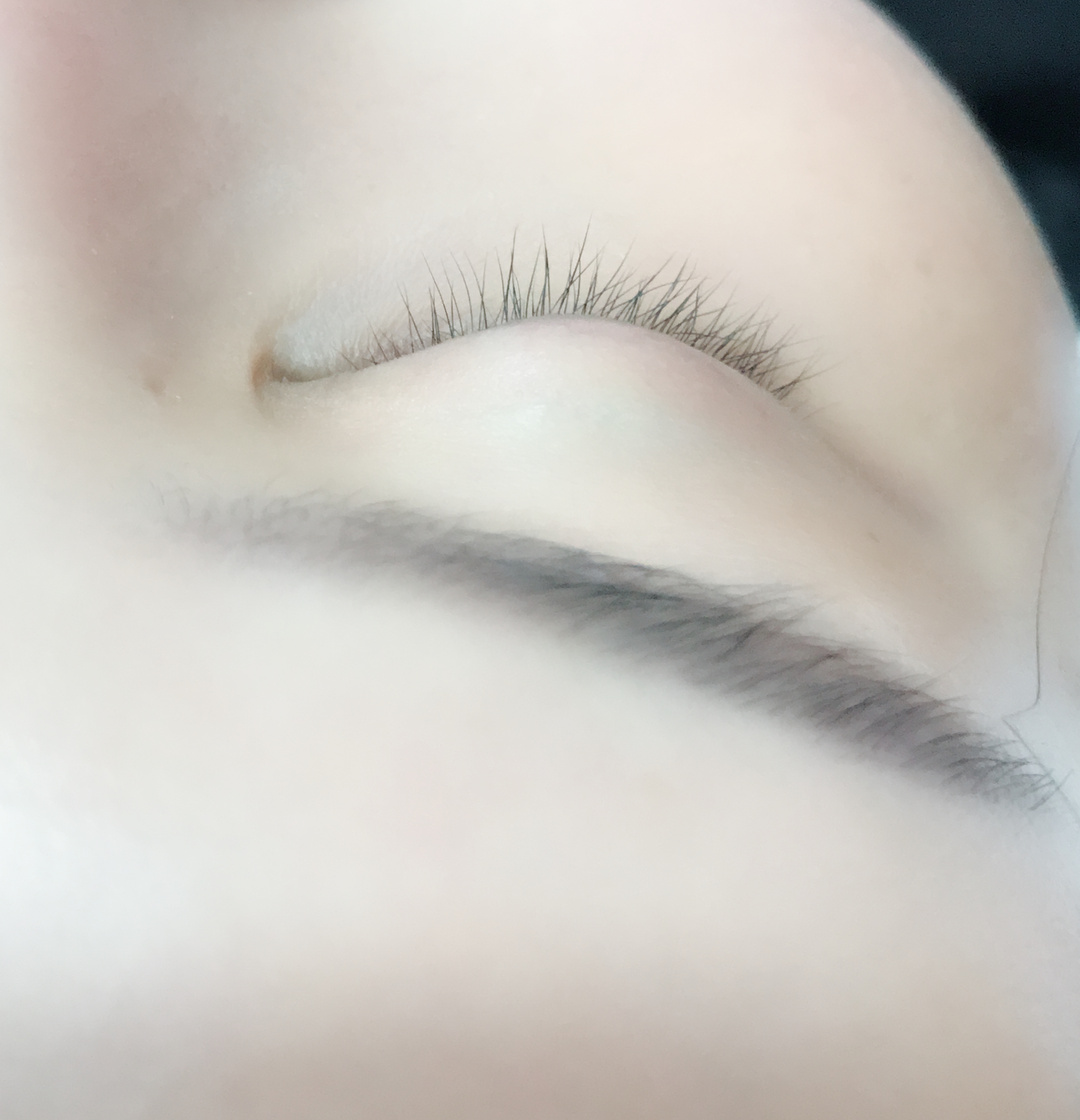 嫁接睫毛哪种睫毛自然好看又持久,修补嫁接睫毛