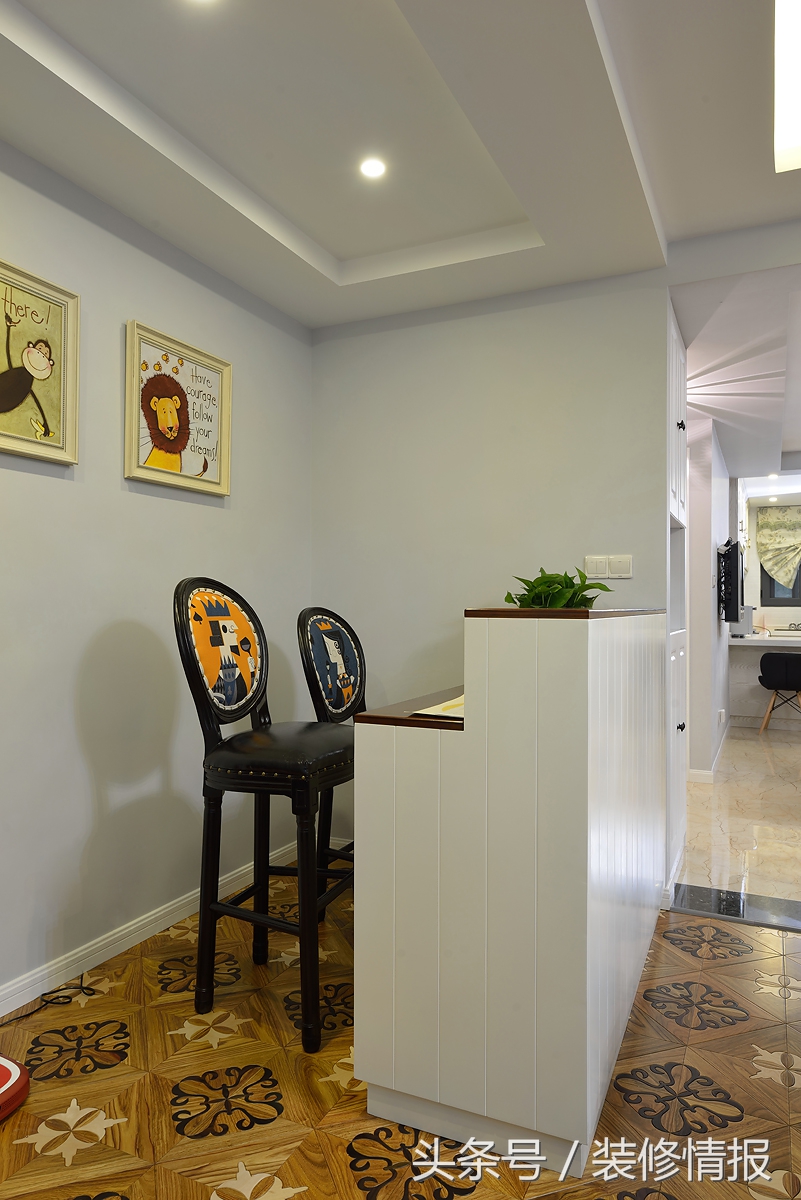 暖色系别墅年轻简约设计,温暖的装修