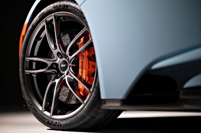 福特新款gt40图片,福特gt40限量版白色