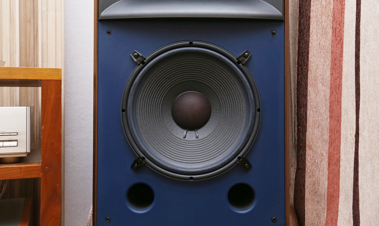 十万级别音响,jbl4338音箱测评