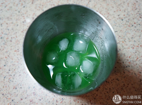 伏特加鸡尾酒简单配方大全,用伏特加调的鸡尾酒自创