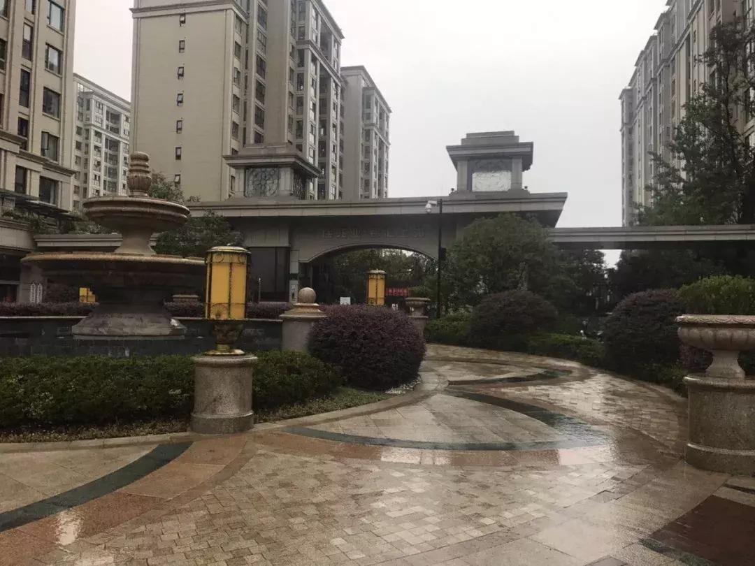 杭州租房一室一卫一厨大概多少钱,杭州上城区单身公寓租房价3300