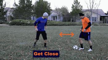 儿童足球基础防守技巧,足球防守技巧一对一