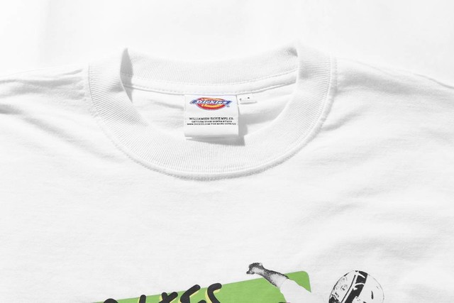 如何选到一件好的白t男生,找一件合适的衣服不是一件难事