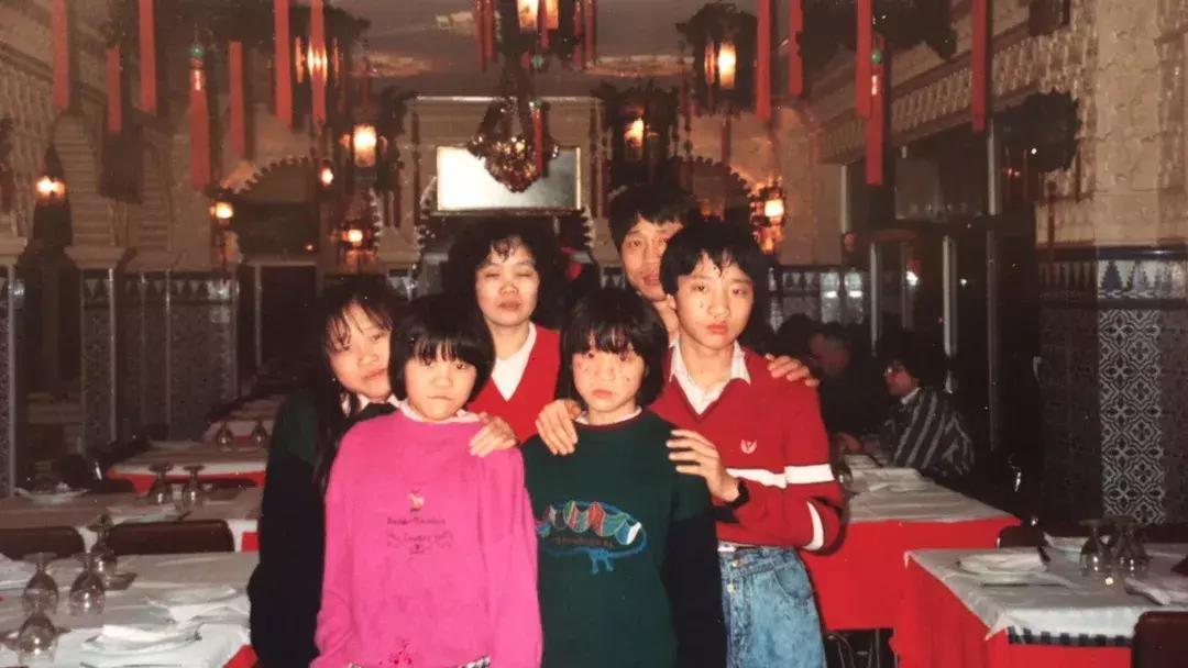 鐧芥墜璧峰浠庢惉鐮栧皬浼欏埌鍦颁骇澶т酣,浠庢湇鍔″憳鍒伴潪甯告湁閽辩殑鍦颁骇澶т酣