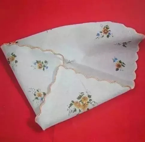 还记得这部童年追过的电视剧吗,90后小时候穿过的套装