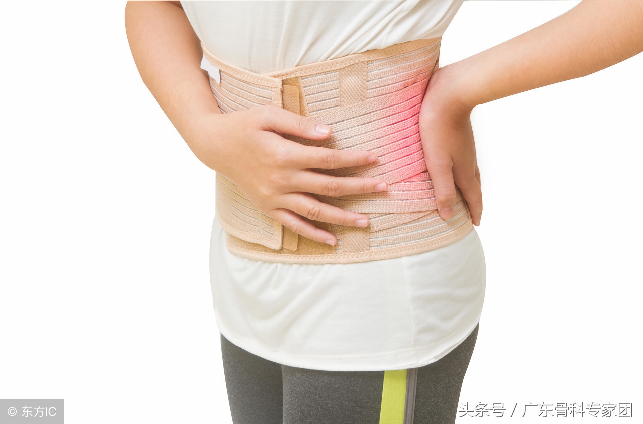 老人摔倒了怎么判断腰椎骨折,老人家刚撞到腰怎么处理