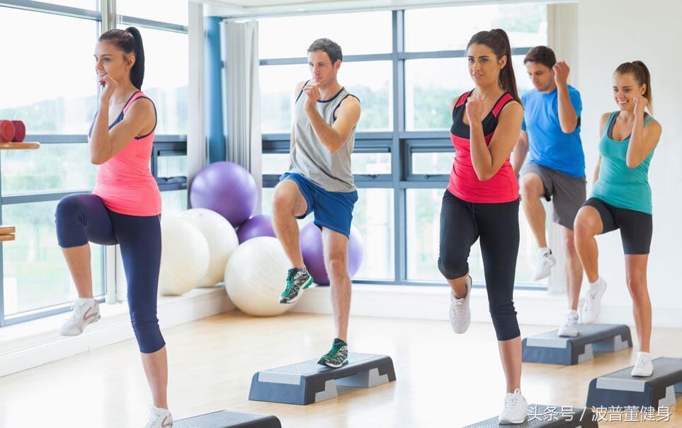 跑步时脚踝受伤了多久能好 (跑步锻炼什么动作预防脚踝受伤)