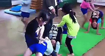 侧空翻、倒立行走、十级跳箱，日本幼儿园“变态”课甩我们十条街