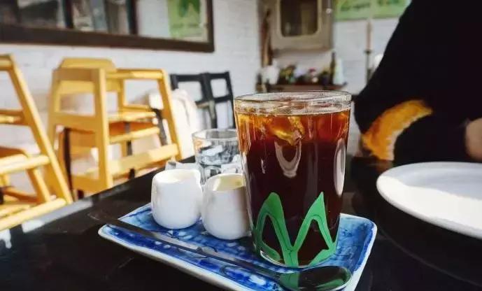 鍖椾含11瀹惰棌鍦ㄧ妱瑙掓棶鏃殑鐮村簵,鍖椾含浜煄鍗佸ぇ鐮村簵