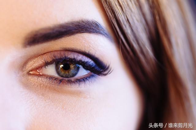 眉毛怎么变黑五种简单易学的技巧,眉毛怎么样才可以变黑