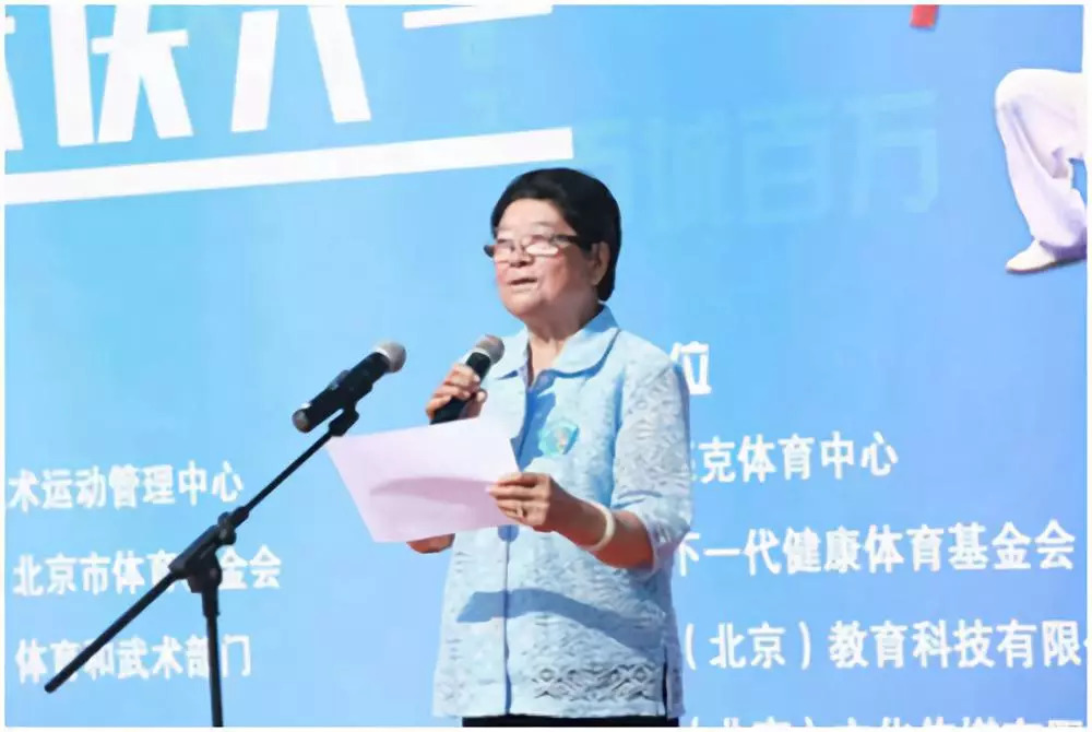 海门体育中心暑假,海门学校体育