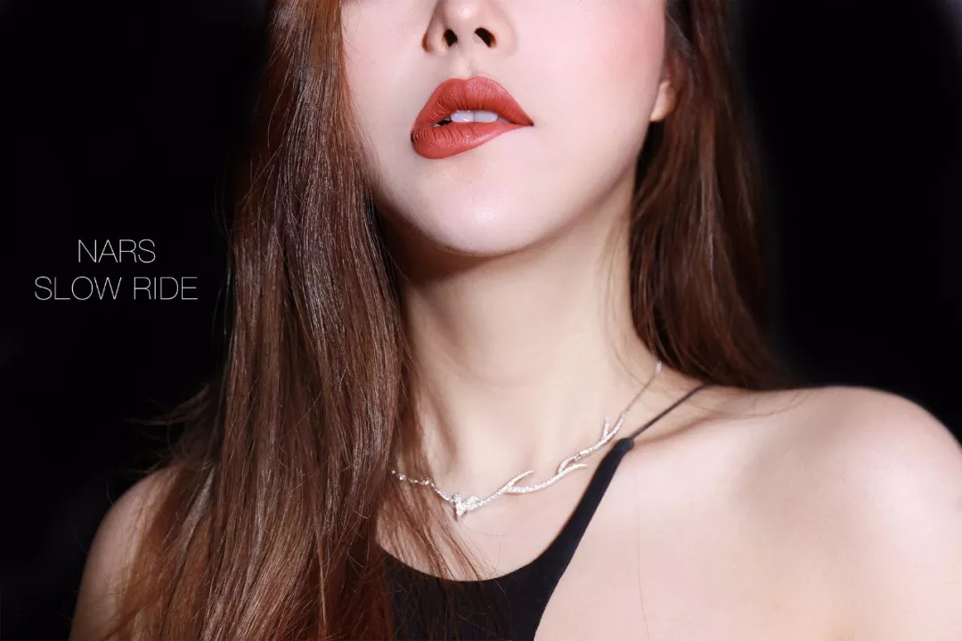 霸气霸屏都不够，他还要强行霸占你的唇！